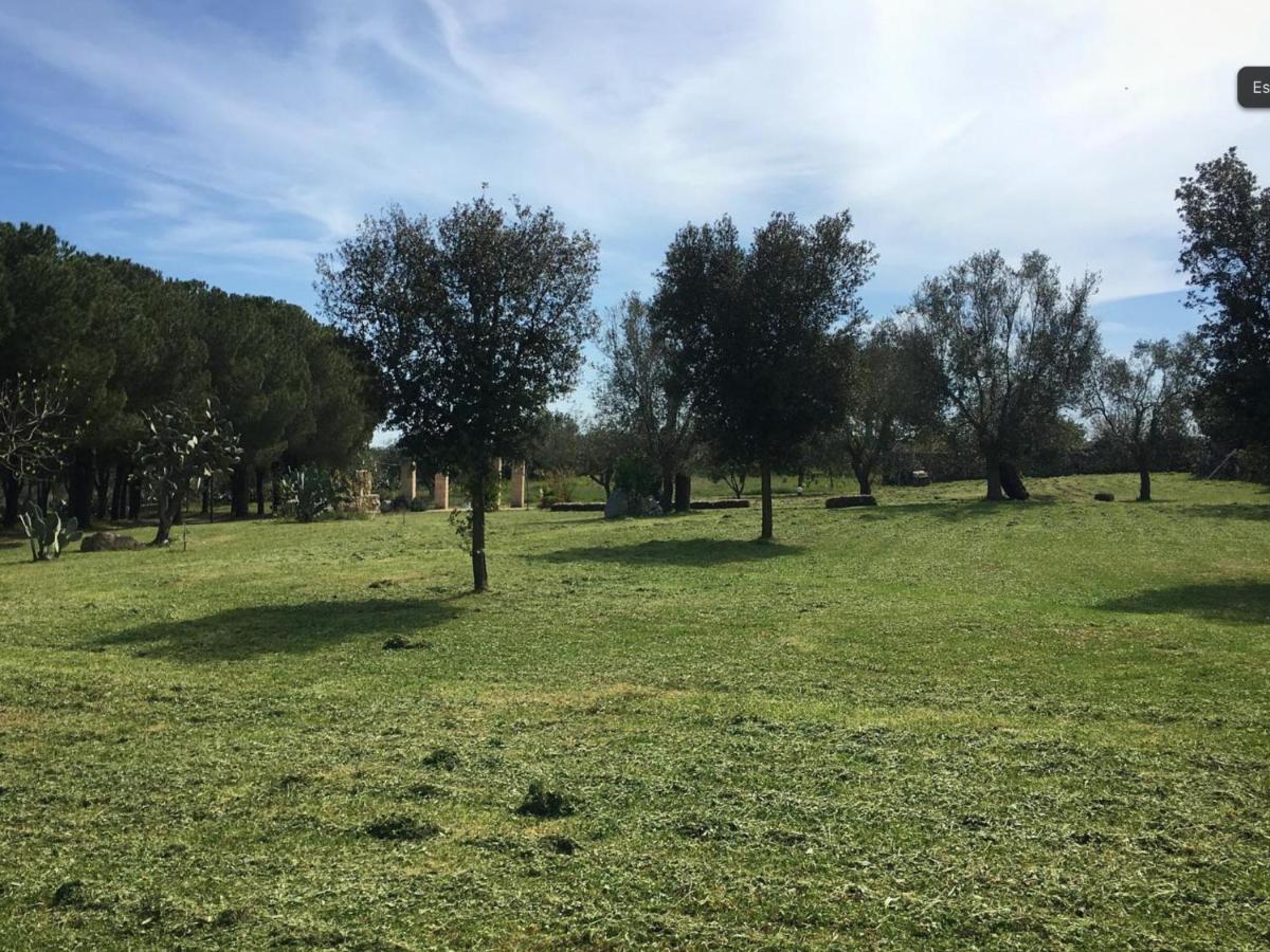 Casale Sombrino Guest House Supersano Bagian luar foto